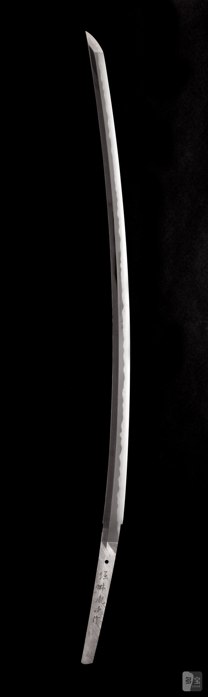 A gendaito, signed Horii Tanetsugu saku (made by Horii Tanetsugu, [born in 1923]), Japan, dated Showa yonjuichi nen kugatsu kichijitsu (an auspicious day in the 10th month, 1966) - 图2
